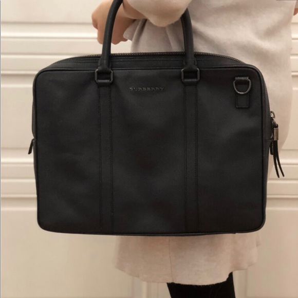 Burberry Calf Grain Leather Newburg Unisex Briefcase Messenger Bag - Picture 12 of 12